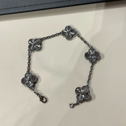 [LOXURA]CLOVER 5 MOTIF BLACK BRACELET
