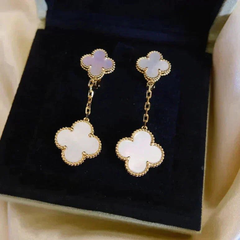 [LOXURA]CLOVER 2 MOTIF WHITE MOP EARRINGS