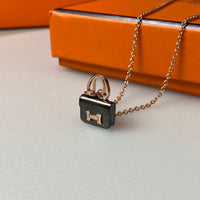 [LOXURA]CONSTANCE BLACK PEDANT PINK GOLD NECKLACE