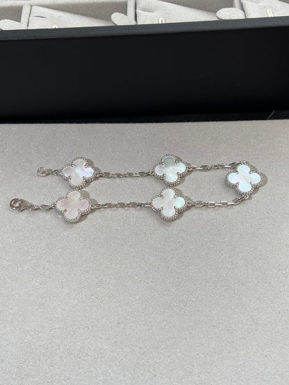 [LOXURA]CLOVER WHITE PEARL MOP 5 MOTIF BRACELET COLLECTION