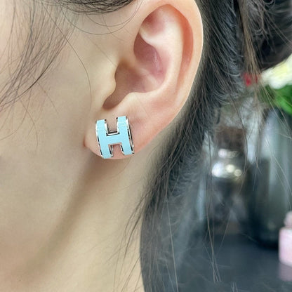 [LOXURA]POP H SKY BLUE STUD EARRINGS
