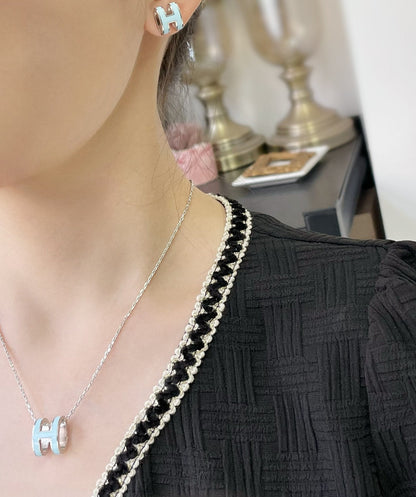 [LOXURA]POP H SKY BLUE STUD EARRINGS