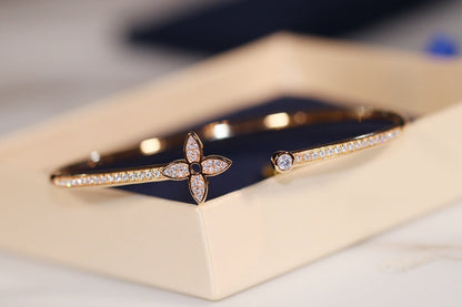 [LOXURA]IDYLLE GOLD OPEN BRACELET DIAMOND PAVED