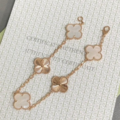 [LOXURA]CLOVER WHITE PEARL MOP 5 MOTIF BRACELET COLLECTION