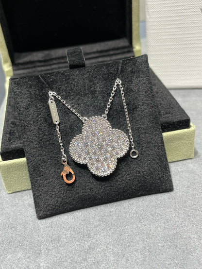 [LOXURA]CLOVER 25MM LARGE PENDANT DIAMOND PAVED SILVER NECKLACE