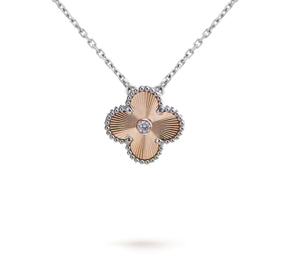 [LOXURA]CLOVER 15MM CHRISTMAS LIMITED EDITION SINGLE FLOWER NECKLACE