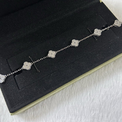 [LOXURA]CLOVER 6 MOTIF DIAMOND BRACELET