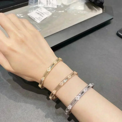 [LOXURA]CLOVER BRACELET 4MM DIAMONDS