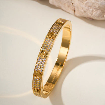 [LOXURA] LOVE BRACELET 6.1MM DIAMOND-PAVED
