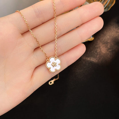[LOXURA]LUCKY  WHITE MOP  PLUM BLOSSOM NECKLACE