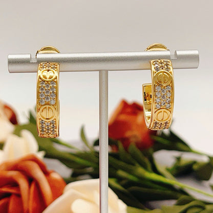 [LOXURA]LOVE 5.5MM DIAMOND PAVED EARRINGS