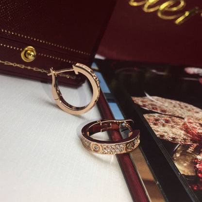 [LOXURA]LOVE 5.5MM DIAMOND PAVED EARRINGS