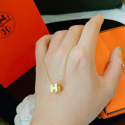 [LOXURA]H WHITE SQUARE GOLD NECKLACE
