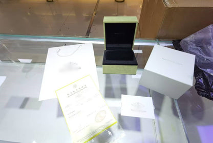 [LOXURA] VA CLOVER BOX GIFT BAG