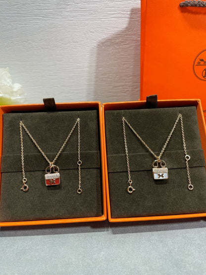 [LOXURA]H CIRCE MOISSANITE PENDANT NECKLACE GOLD