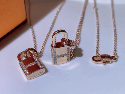 [LOXURA]HM ADVANCED NICHE LOCK HEAD NECKLACE DIAMONDS